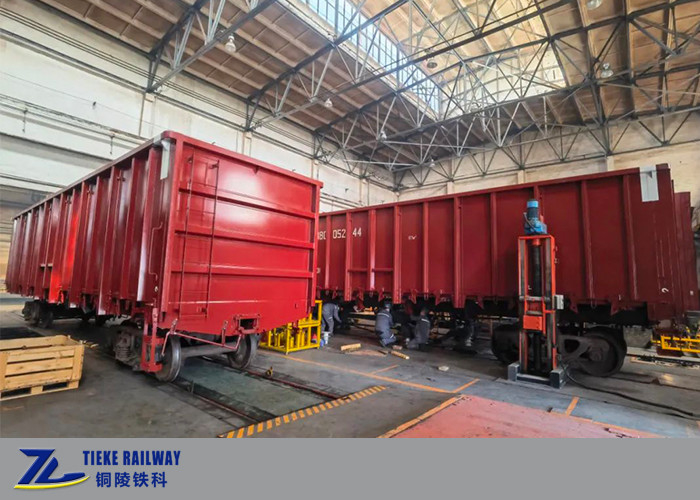 70T পে লোড 120km/H সর্বোচ্চ সহ 1520mm গেজ রেলওয়ে খোলা ওয়াগন কয়লা ওয়াগন। গতি