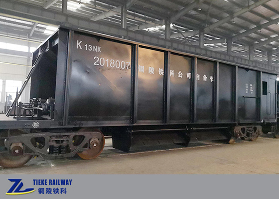 মাইন কার্গো 120km/H রেলওয়ে মালবাহী গাড়ি ট্রেন 60t লোড আচ্ছাদিত ছাদ